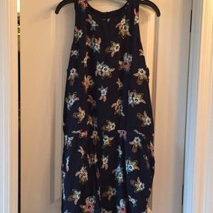 Sleeveless short romper with pockets